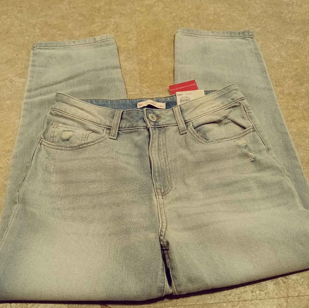 SO  high rise straight 11 / 30 light wash jeans